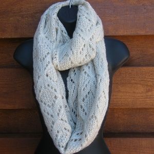 Infinity scarf